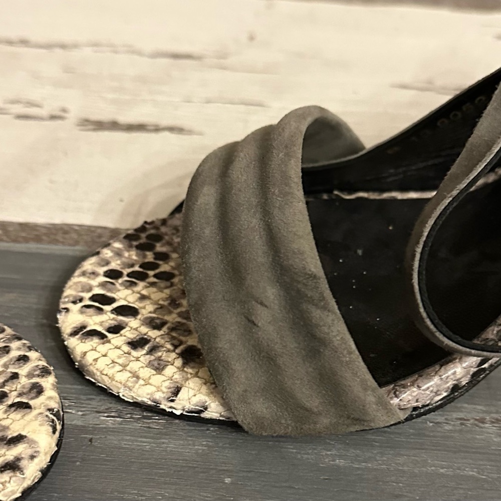 Robert Clergerie Women’s Python-Effect Block Heel… - image 8